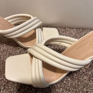 Olivia Jaymes Criss Cross Strap Mule